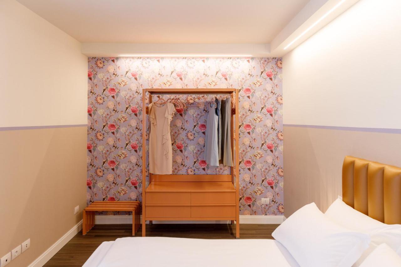 Casa Flores Apartments บาร์โดลิโน ภายนอก รูปภาพ
