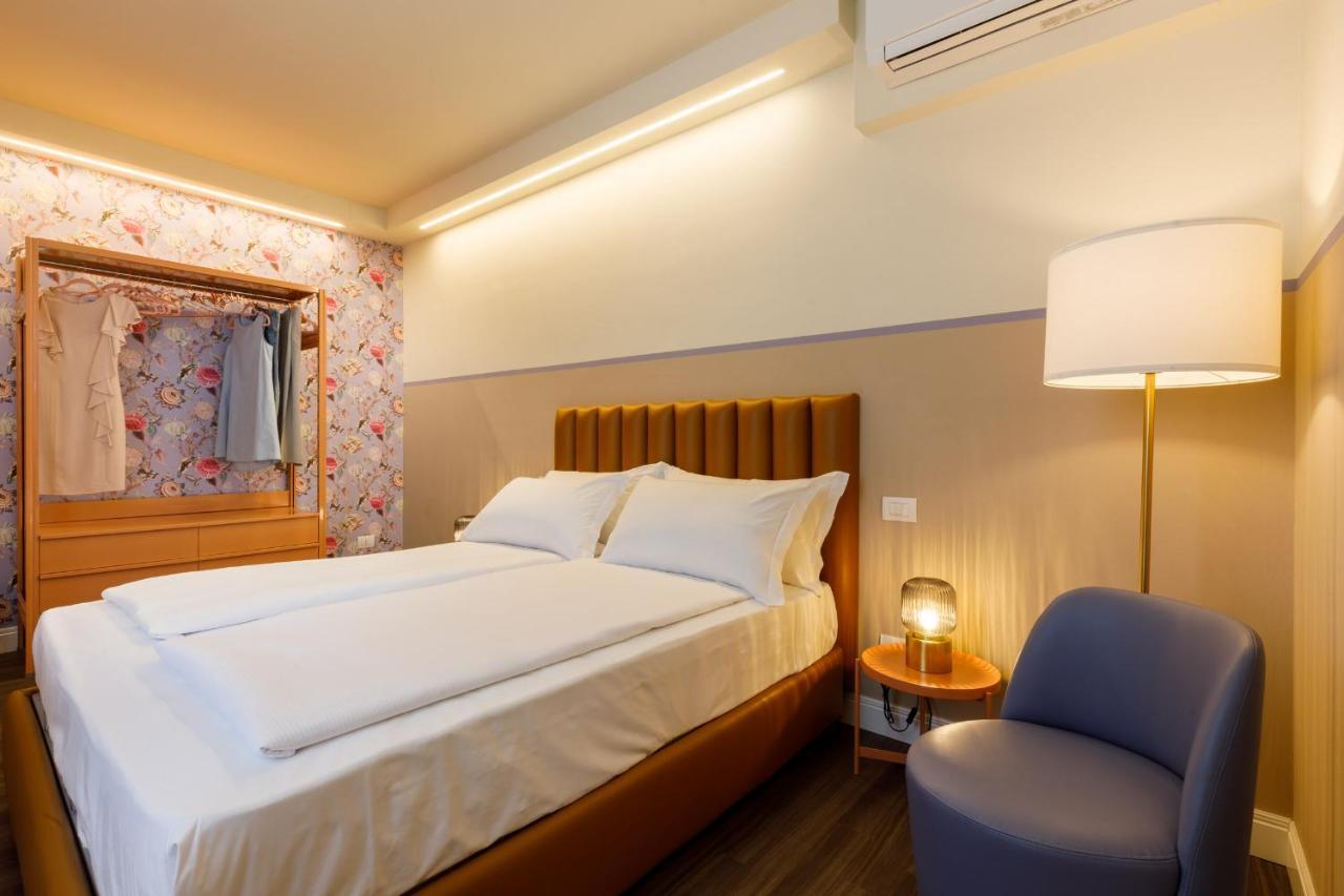 Casa Flores Apartments บาร์โดลิโน ภายนอก รูปภาพ