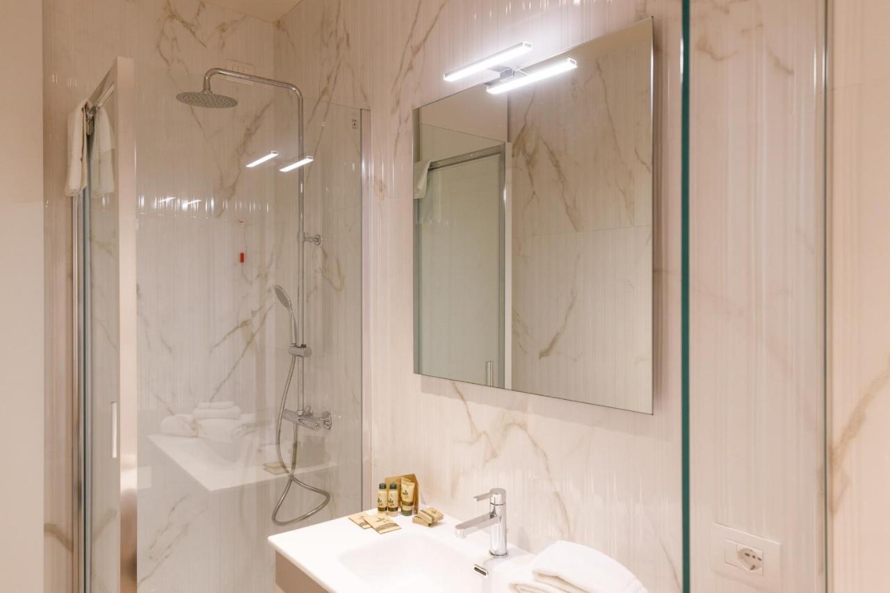Casa Flores Apartments บาร์โดลิโน ภายนอก รูปภาพ